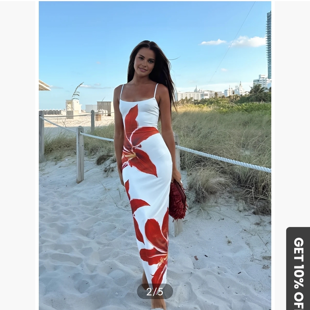 Commense Asymmetrical White and Red Sleeveless Maxi Dress